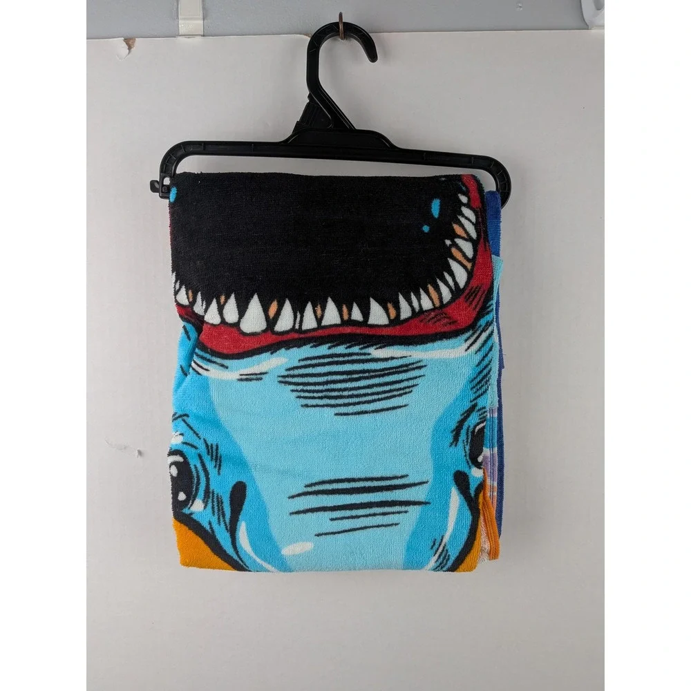 Mainstays Shark and Deep Sea Diver Quick Dry Beach Towel Blue 28x60 NEW
